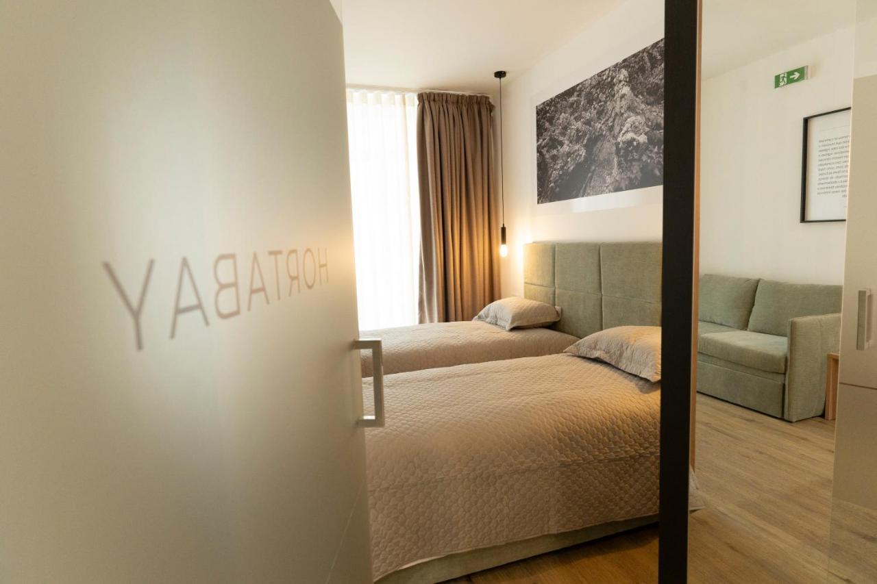 Aparthotel Horta Bay Esterno foto